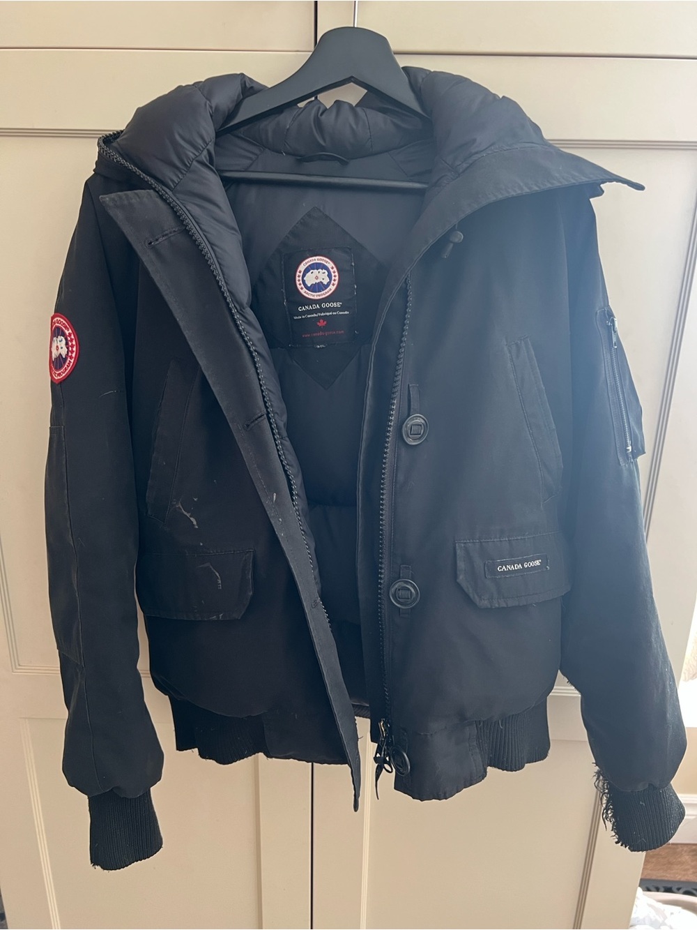 Authentic Canada Goose Women’s Black Chilliwack BomberJacket, for Repair/ Parts